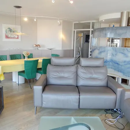 Apartment In Near The Sea, Cleaning Included Nieuwpoort